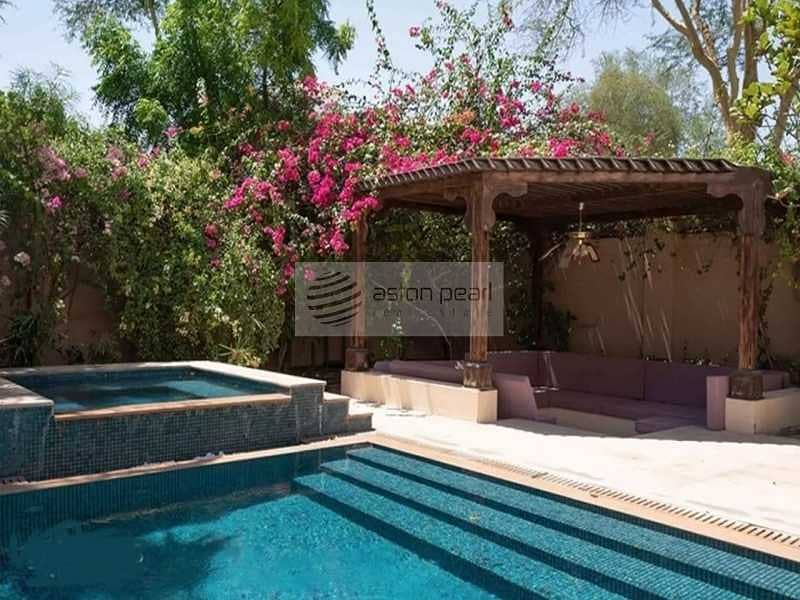 3 Urgent Sale |Amazing|Very Spacious| Private Pool
