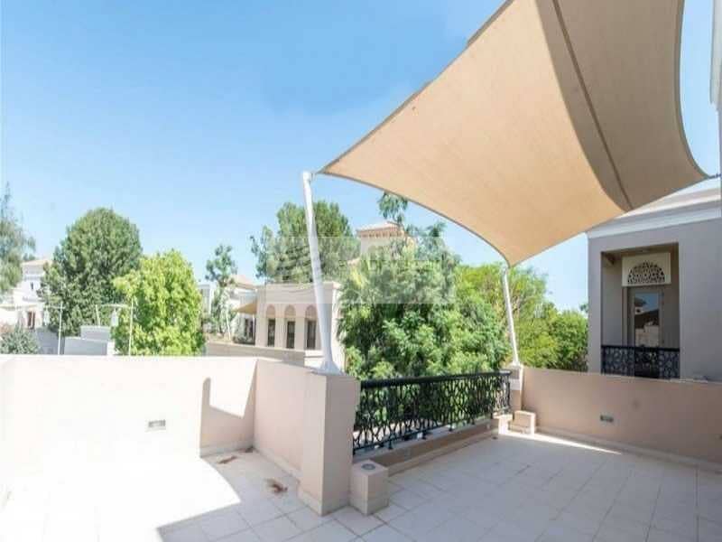 11 Urgent Sale |Amazing|Very Spacious| Private Pool