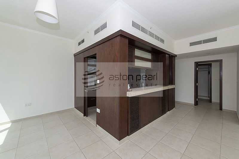 6 Price Reduced 1BR+S Fountain View The Residences 5
