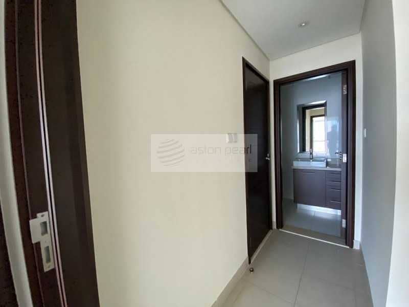 7 HOT DEAL | 1 Bed | Excellent Condition | Mid Floor