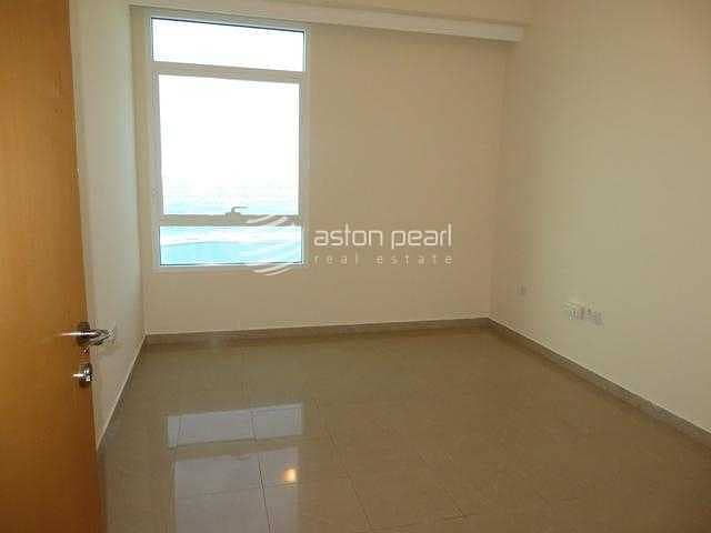 8 A Must See ! | 3 BR+M | Full Sea View | Vacant Now