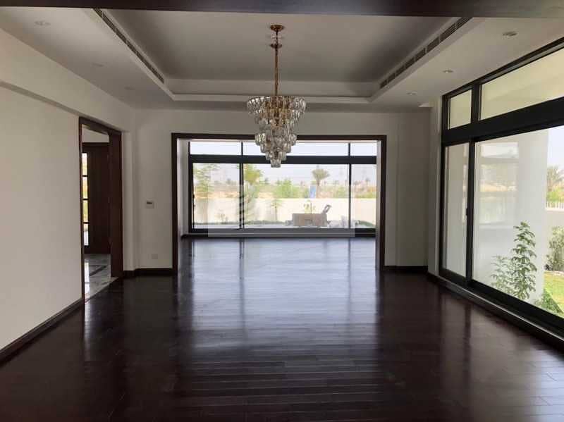 6 Bedroom Mansion for Rent 3 Maids Rooms | Vacant