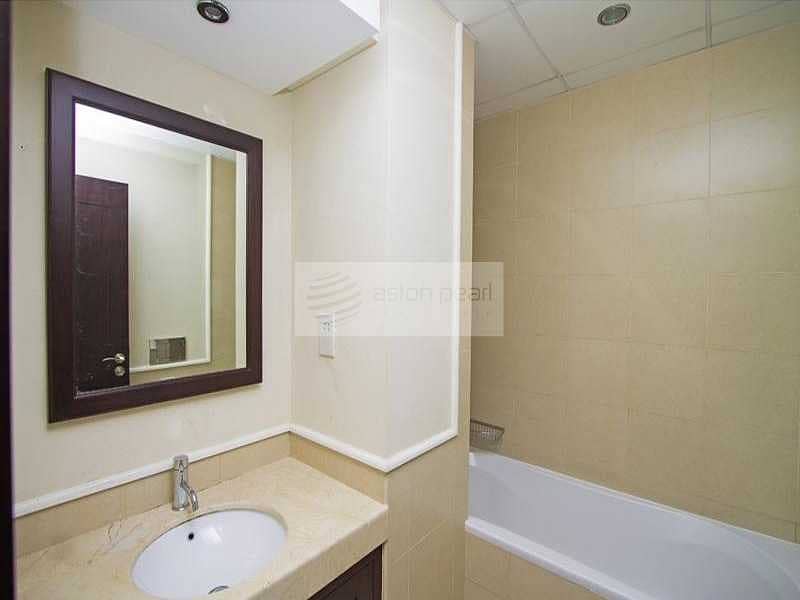 12 Bright And Spacious | 1 BR | Canal And Golf Facing