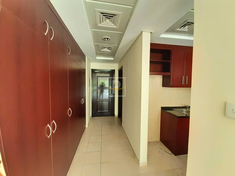4 Large Size Studio Apartment in Discovery Gardens | VIP