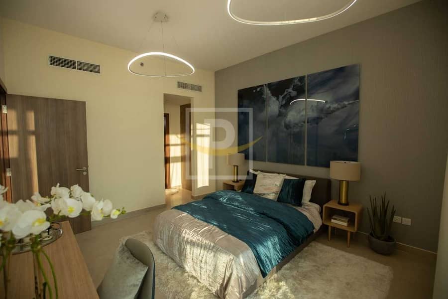 6 Fully Furnished | Attractive Price at Prime Location in Dubai