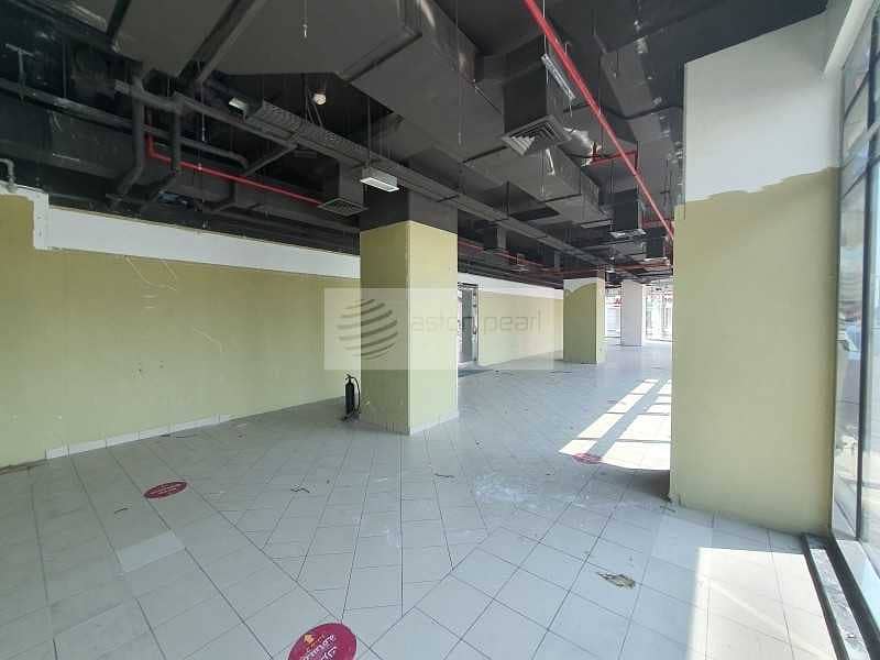 3 Vacant || Semi - Fitted Retail Shop || Next To MOE