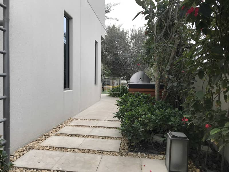 18 Garden Home Townhouse in Sharjah's Premier Lifestyle | Al Zahia