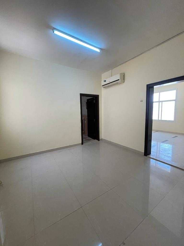 شقة في بني ياس 1 غرفة 36000 درهم - 5216000