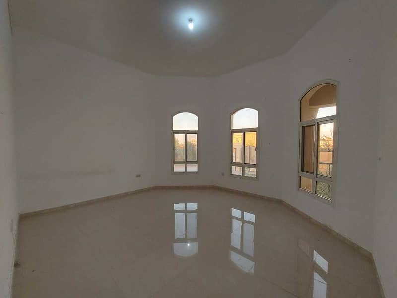 تاون هاوس في مدينة الرياض 2 غرف 65000 درهم - 5191238