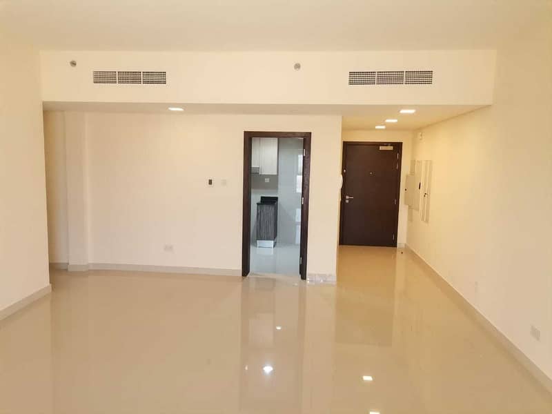 Excellent 2BHK with Parking, GYM & Pool