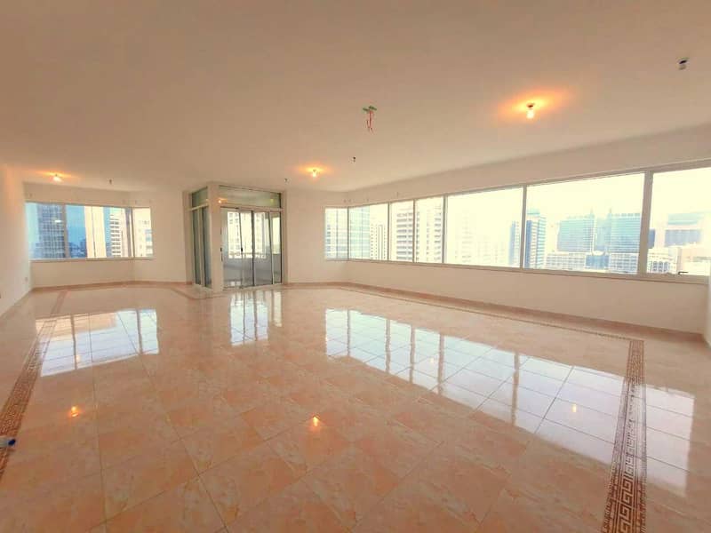 SPECIOUS 4 BEDROOM APARTMENT WITH MAID ROOM AND WITH BALCONY IN TCA NEAR TO ABU DHABI MALL