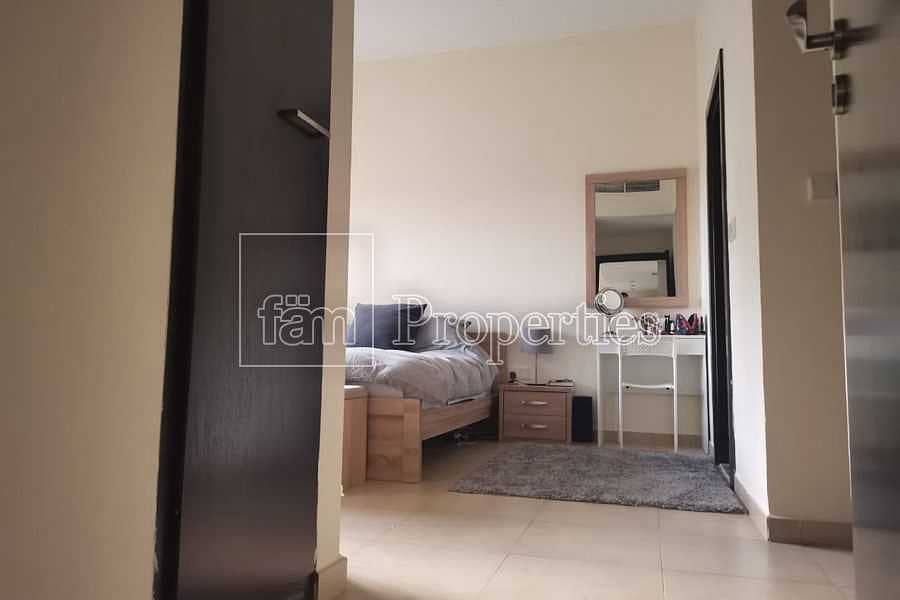 3 well maintain apartment with nice leyout