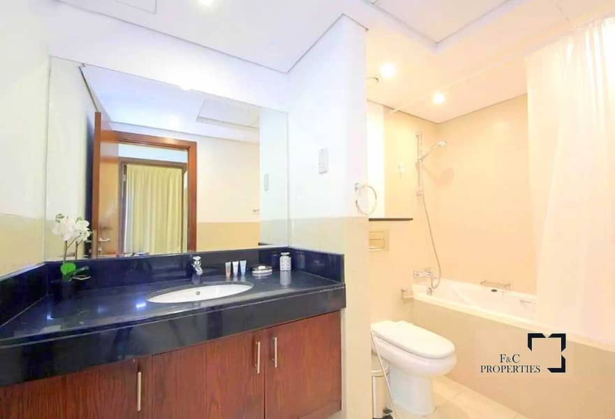 4 Spacious 1BR | High Floor | Fitted Kitchen