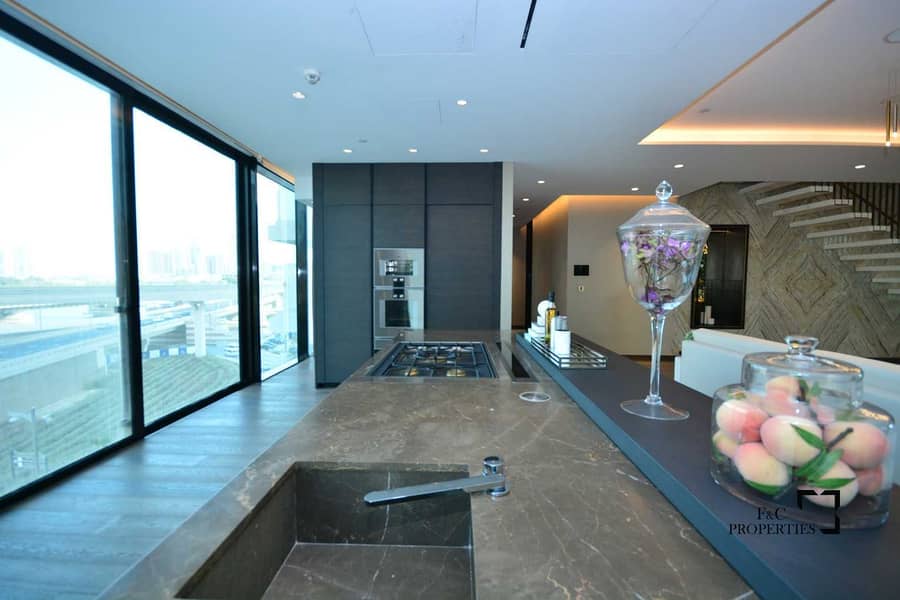 12 Luxury Penthouse| Full Sea View | With Pool