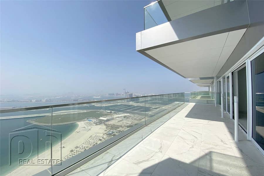 Amazing Sea Views | Modern | Private Lobby