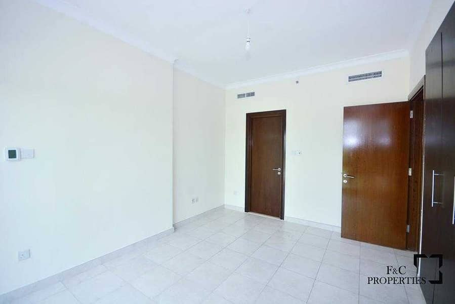 8 Spacious 1 Bed | Good Investment | Mid floor