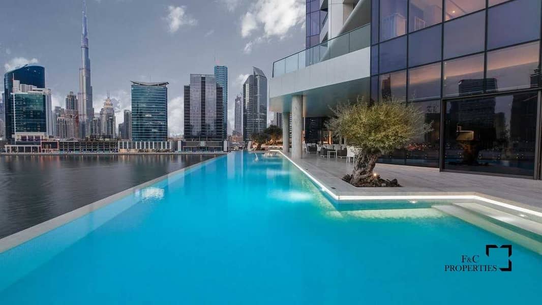 16 Luxury Penthouse | Burj Khalifa and Canal View