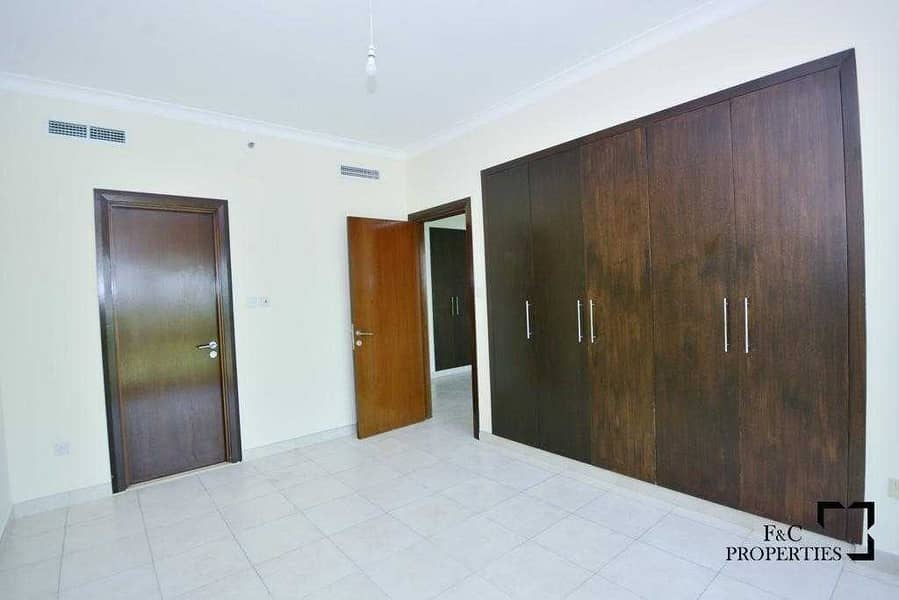 12 Spacious 1 Bed | Good Investment | Mid floor