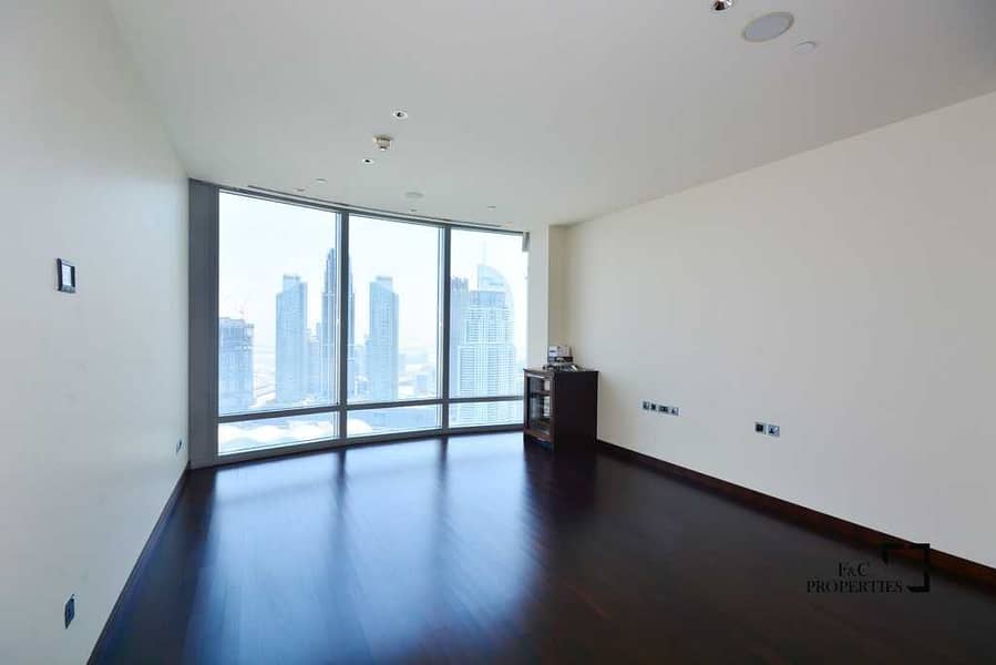 3 Full Fountain View | High Floor I Vacant