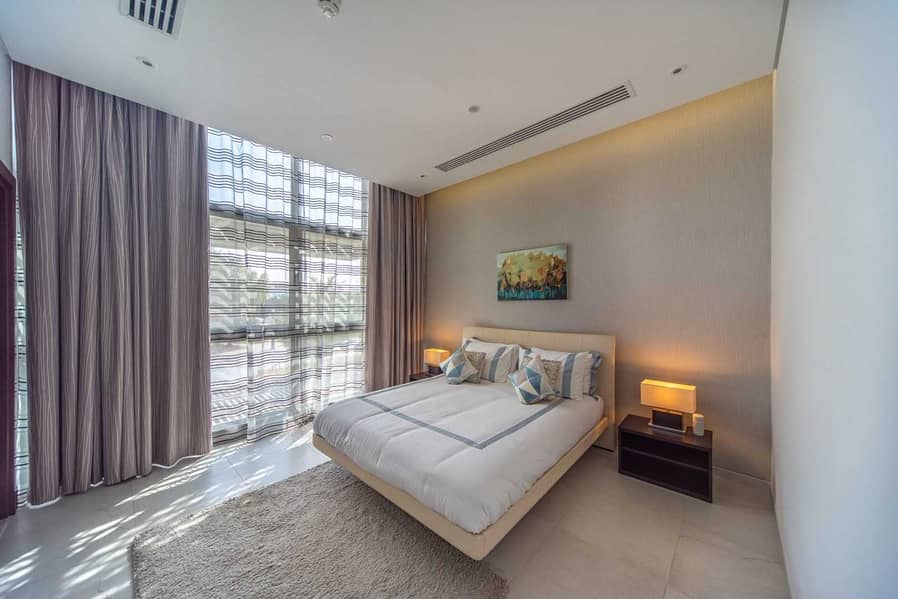 14 Modern 4 bed Contemporary Villa | Very Stylish