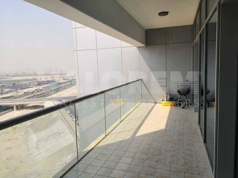 Very Large One Bedroom|High Floor|Lovely Open Views.