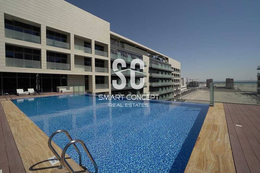 Luxurious Apartment w/ Balcony Perfect To Live In Luxurious Apartment w/ Balcony Perfect To Live In