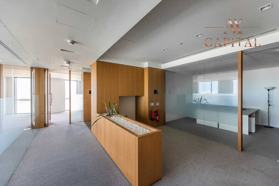 5 Super Spacious Office Complex | Fully Furnished
