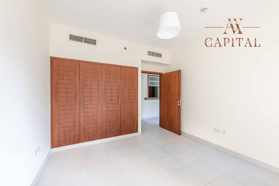 6 Vacant & Ready | Hot Deal | 1 Bed with Balcony