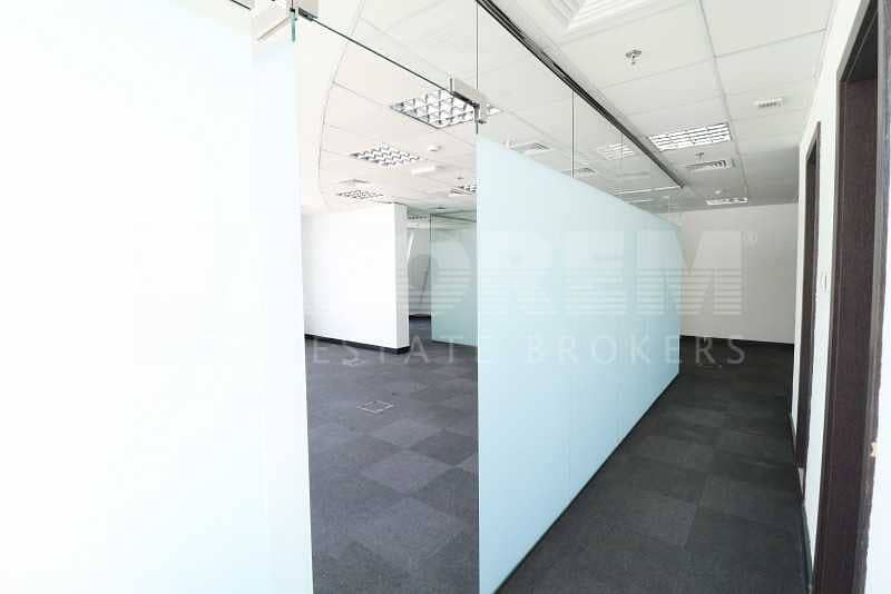 6 Fitted Office | Access to Metro | Prime Location