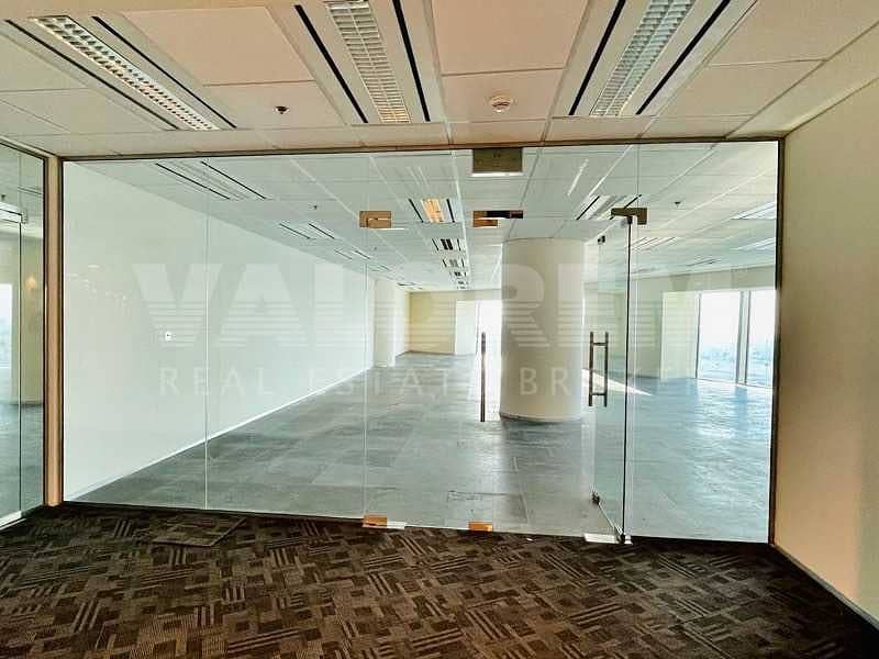 2 SHEIKH ZAYED OFFICE | HIGH FLOOR WITH SEA VIEW