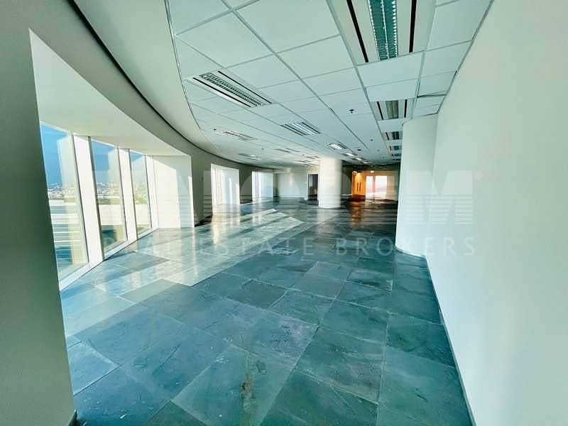 11 SHEIKH ZAYED OFFICE | HIGH FLOOR WITH SEA VIEW