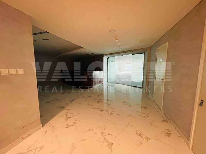 4 17TH FULL FLOOR | SHEIKH ZAYED | SEA AND CITY VIEW