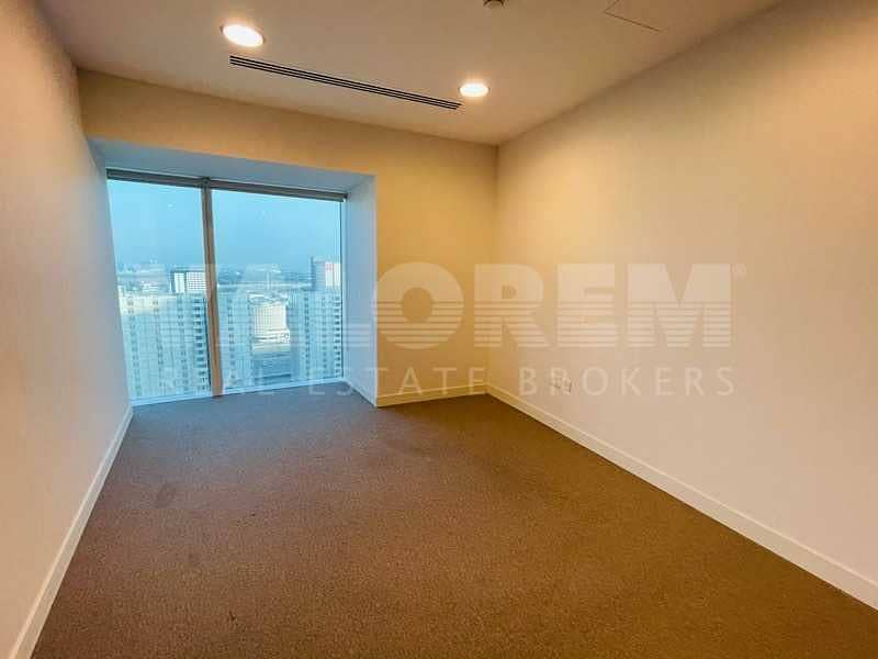 17 17TH FULL FLOOR | SHEIKH ZAYED | SEA AND CITY VIEW
