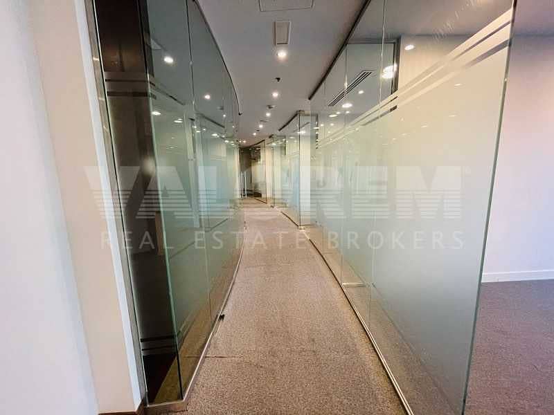 23 17TH FULL FLOOR | SHEIKH ZAYED | SEA AND CITY VIEW