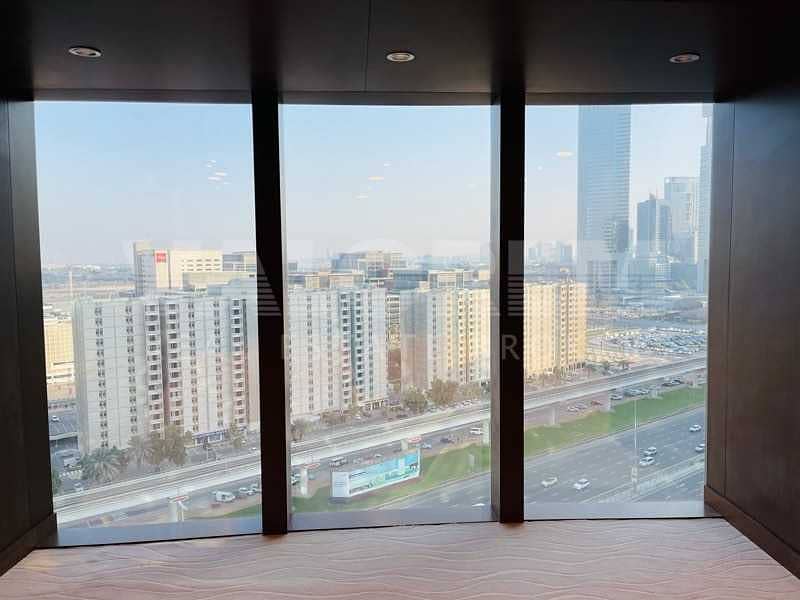 25 17TH FULL FLOOR | SHEIKH ZAYED | SEA AND CITY VIEW