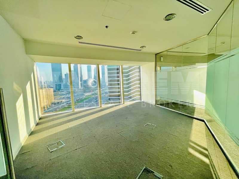 28 17TH FULL FLOOR | SHEIKH ZAYED | SEA AND CITY VIEW