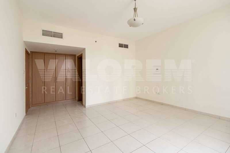 5 Extra Large | Well Maintained | Huge Balcony