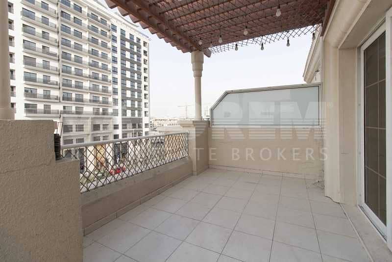 7 Extra Large | Well Maintained | Huge Balcony