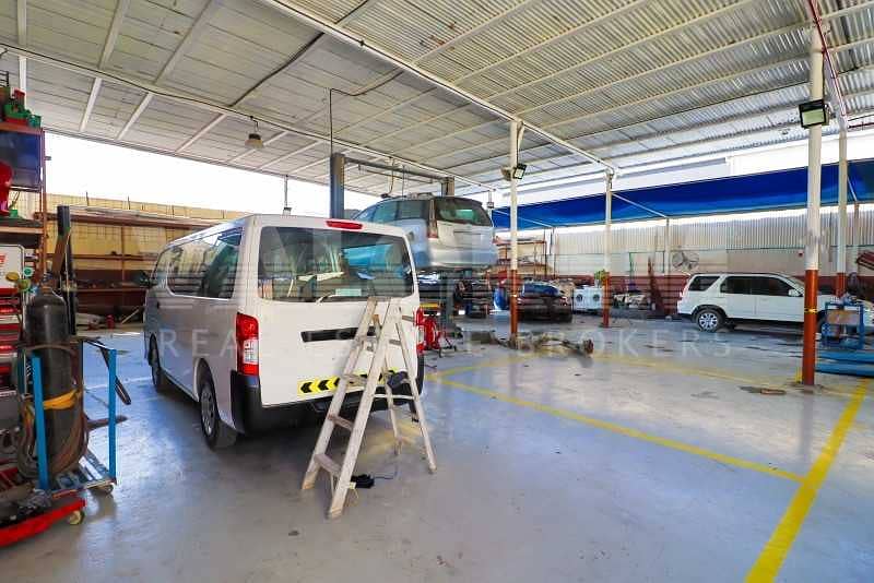 10 FOR SALE| RUNNING GARAGE + 2 WAREHOUSES IN ALQUOZ FOR 4M