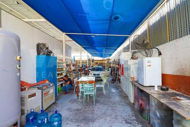 15 FOR SALE| RUNNING GARAGE + 2 WAREHOUSES IN ALQUOZ FOR 4M