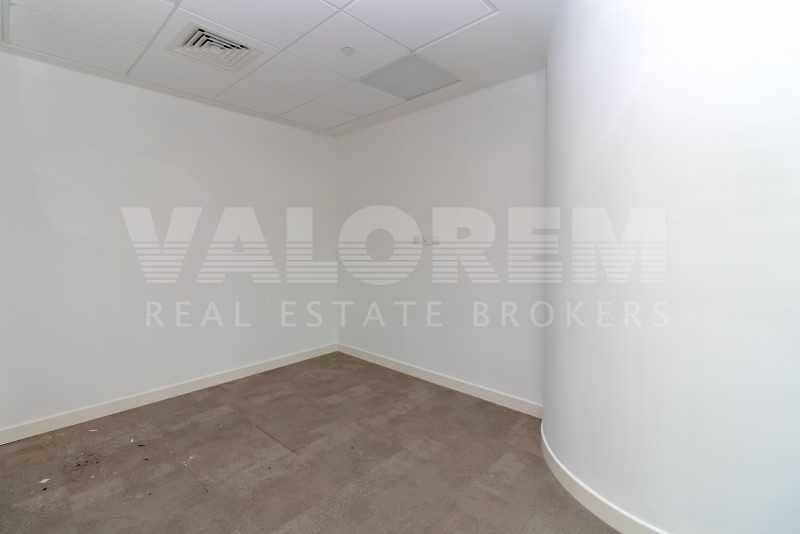 2 Panoramic view| Full floor|Fitted|Partitions|  Chiller Free