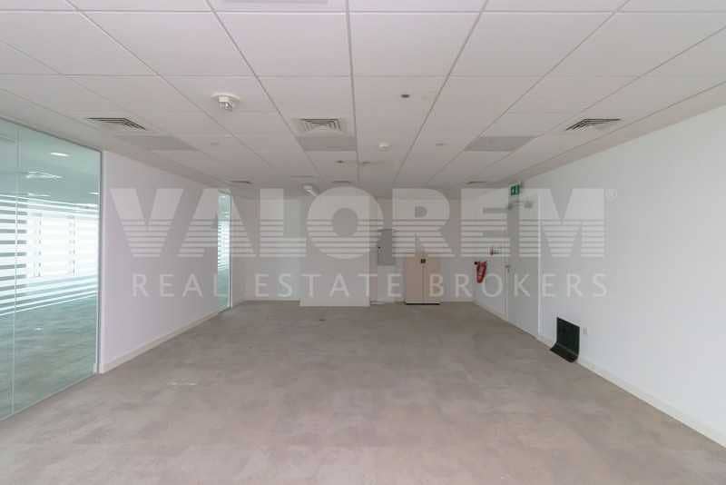 10 Panoramic view| Full floor|Fitted|Partitions|  Chiller Free