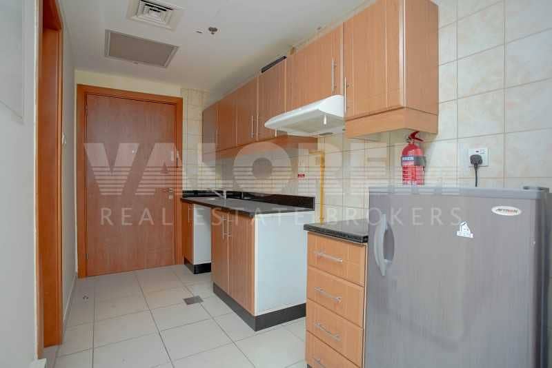 3 Exclusive | Well Maintained | Spacious | Studio |  JVC