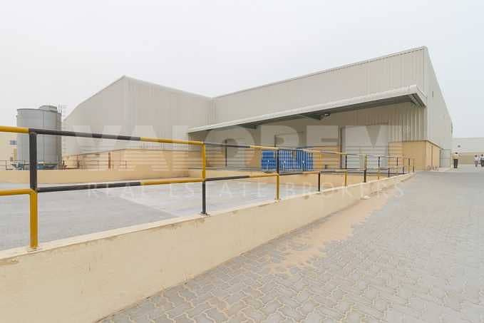 24 Warehouse with Racks for Storage and Logistics in JAFZA
