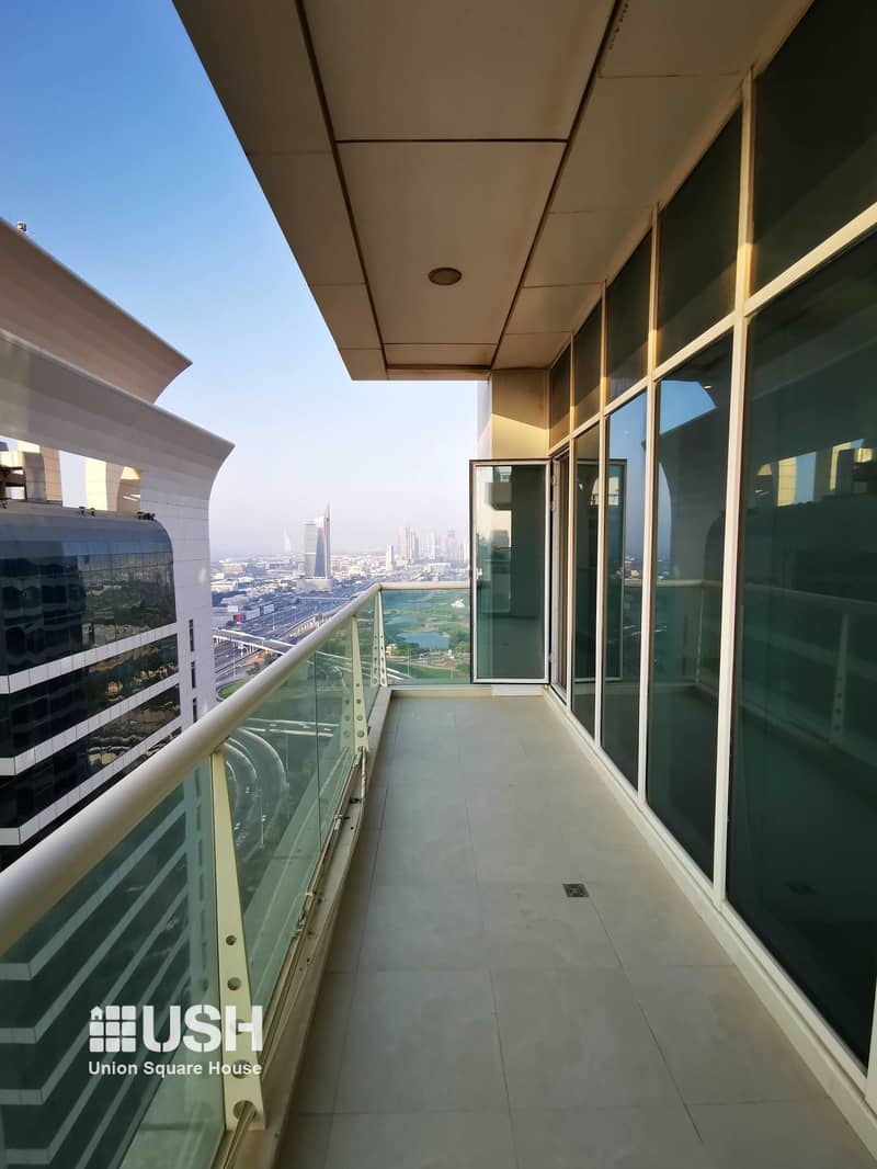 15 Exclusive 5 BR Penthouse in JLT | Panoramic view