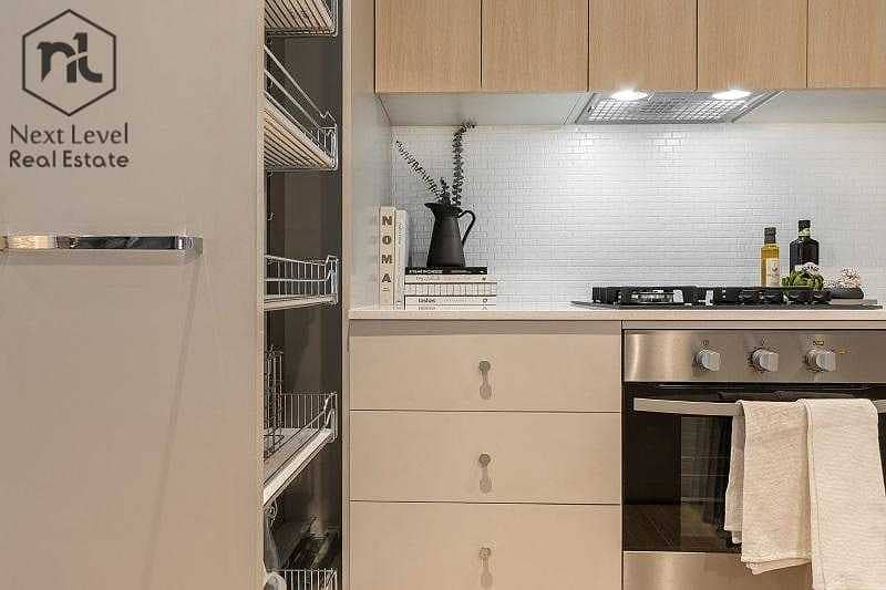 13 Miami Style with Equipped Kitchen