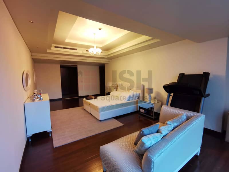 10 Fully Upgraded and Furnished 4Br Penthouse