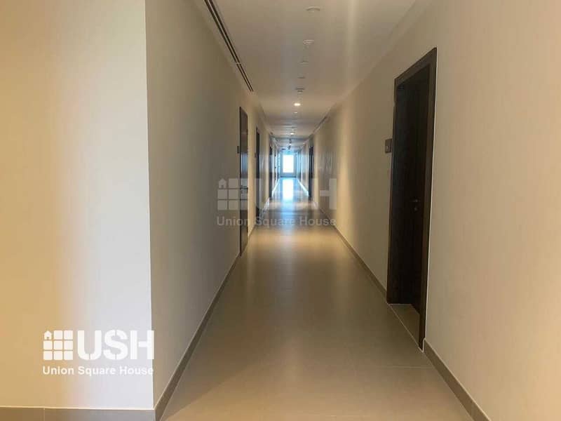 Brand new & Vacant | High floor | City View | RESALE