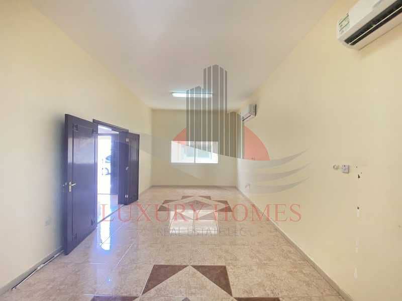 Amazing Villa in Compound close to Tawam Hospital Amazing Villa in Compound close to Tawam Hospital