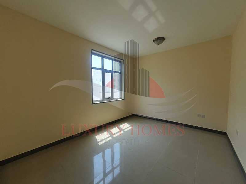 18 Spectacular View Bright Flat Near Al Ain Coop